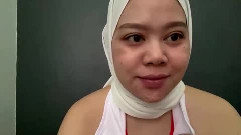 Snapshot of missclara_vynx chatting on 11-08-25, 04:34 missclara_vynx online show from 11-08-25, 04:34