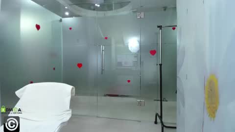 Snapshot of missdominna chatting on 06-23-26, 02:53 Miss Domina online show from 06-23-26, 02:53
