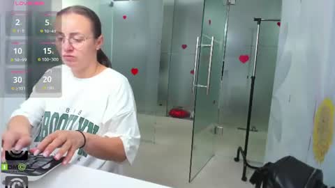 Snapshot of missdominna chatting on 07-21-26, 02:36 Miss Domina online show from 07-21-26, 02:36