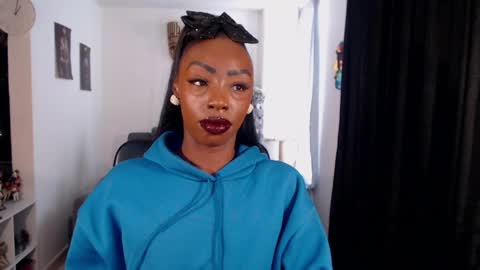 Emilie Diaz online show from 03-30-26, 03:57