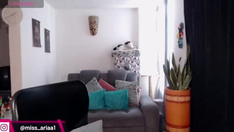 Emilie Diaz online show from 05-06-26, 03:17