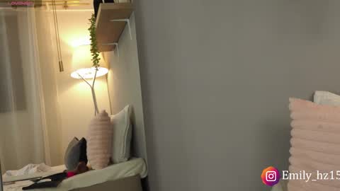 Yuliana online show from 11-24-25, 09:53