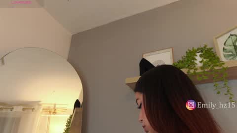 Snapshot of missemily_11 chatting on 05-23-26, 09:46 Yuliana online show from 05-23-26, 09:46