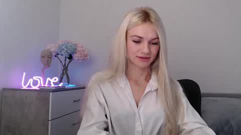 EMMA online show from 01-20-25, 09:22