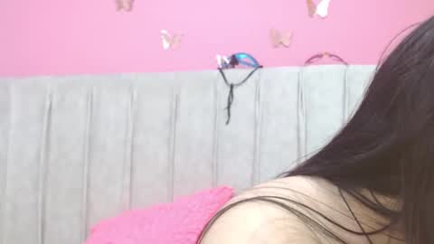 Snapshot of missexy303av chatting on 12-21-24, 10:17 missexy303av online show from 12-21-24, 10:17