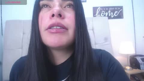 Snapshot of missexy303av chatting on 12-27-24, 06:31 missexy303av online show from 12-27-24, 06:31