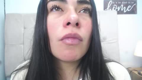 Snapshot of missexy303av chatting on 01-08-25, 03:39 missexy303av online show from 01-08-25, 03:39