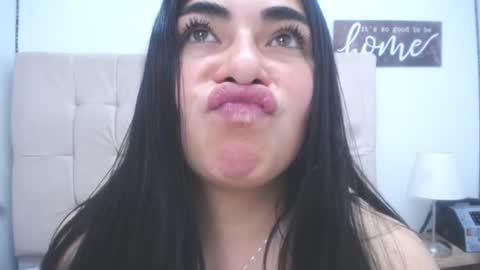 Snapshot of missexy303av chatting on 01-31-25, 07:29 missexy303av online show from 01-31-25, 07:29