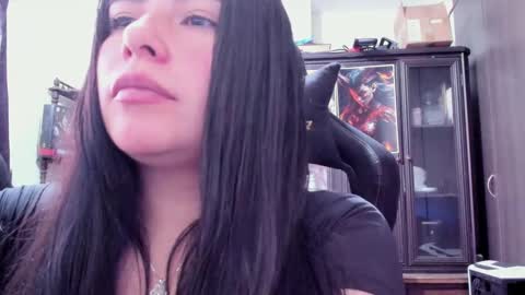 Snapshot of missexy303av chatting on 02-26-25, 07:38 missexy303av online show from 02-26-25, 07:38