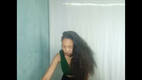MadagascarQueen online show from 04-29-26, 10:41
