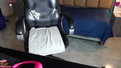 Maria Gomezz online show from 12-17-24, 03:39