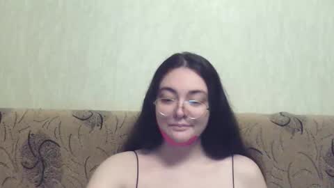 missis mona online show from 11-18-25, 12:38