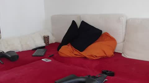 Snapshot of missjenifer chatting on 02-07-25, 11:01 missjenifer online show from 02-07-25, 11:01