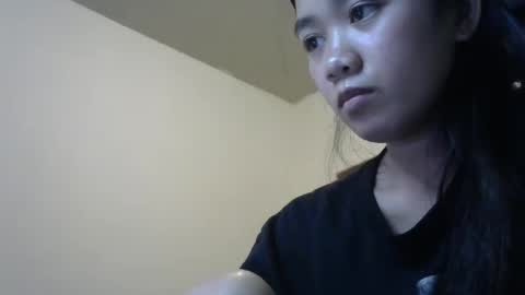 Snapshot of missjona08 chatting on 01-28-25, 03:57 Jona online show from 01-28-25, 03:57