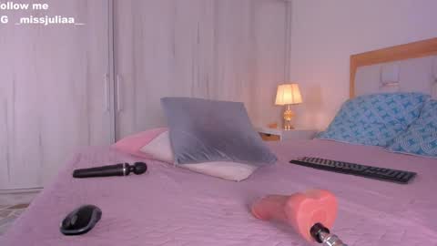 A N N Y online show from 12-12-24, 06:57