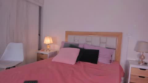 A N N Y online show from 12-18-24, 03:15