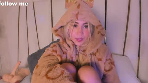 A N N Y online show from 12-19-24, 11:50