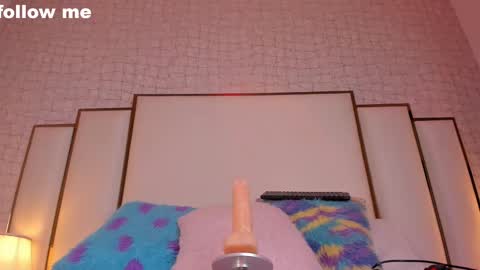 A N N Y online show from 02-21-25, 02:48