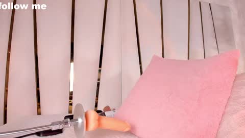 A N N Y online show from 02-23-25, 02:57