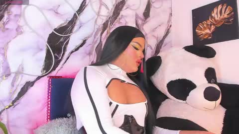 kassandra lazcano online show from 04-21-26, 01:18