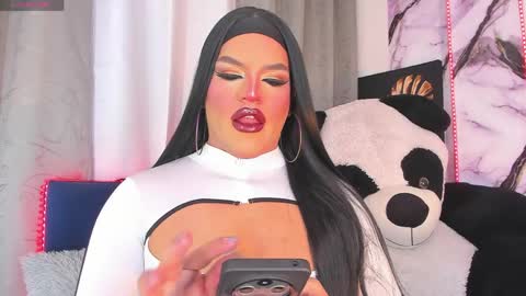 kassandra lazcano online show from 06-08-26, 11:27