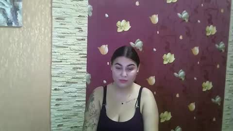Snapshot of misskiss878 chatting on 02-25-25, 08:41 Lisa online show from 02-25-25, 08:41
