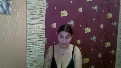 Snapshot of misskiss878 chatting on 03-04-25, 03:15 Lisa online show from 03-04-25, 03:15