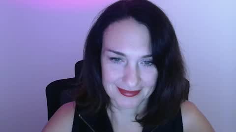 Christina online show from 11-01-25, 12:18