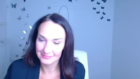 Christina online show from 01-07-26, 12:18