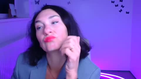 Christina online show from 01-19-26, 12:20