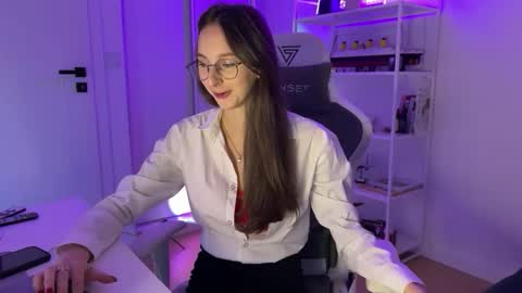 misslalii online show from 10-07-25, 06:27