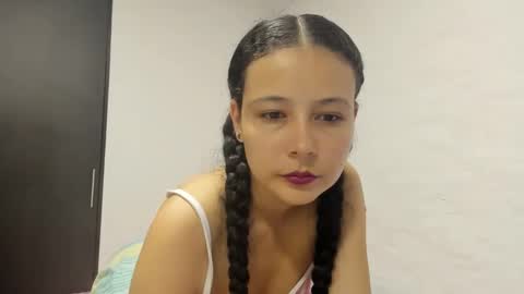 Snapshot of misslatinrose chatting on 09-13-25, 01:05 Rose online show from 09-13-25, 01:05
