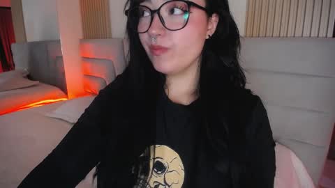 Miss Loise online show from 04-28-26, 07:35
