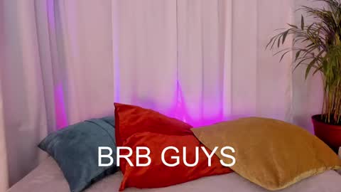 Snapshot of misslynn_ chatting on 02-26-25, 07:09 i am lyn online show from 02-26-25, 07:09