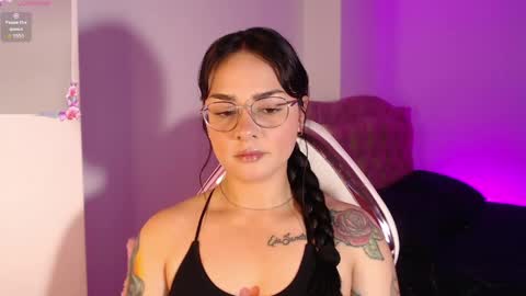 Snapshot of missmariana_ chatting on 04-28-26, 11:32 missmariana_ online show from 04-28-26, 11:32