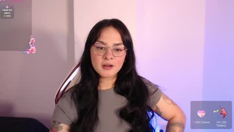Snapshot of missmariana_ chatting on 05-19-26, 11:44 missmariana_ online show from 05-19-26, 11:44