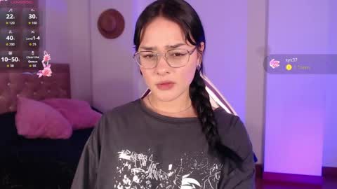 Snapshot of missmariana_ chatting on 05-21-26, 12:17 missmariana_ online show from 05-21-26, 12:17