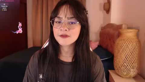 Snapshot of missmariana_ chatting on 06-11-26, 12:32 missmariana_ online show from 06-11-26, 12:32
