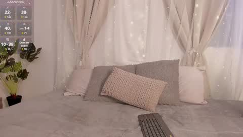 Alejandra  online show from 07-28-26, 11:17