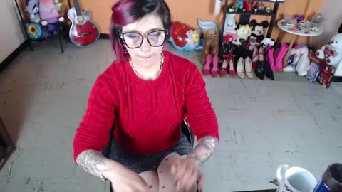 Miss Mia online show from 01-06-25, 08:39