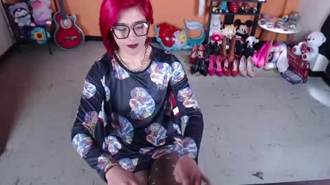 Miss Mia online show from 02-01-25, 01:51