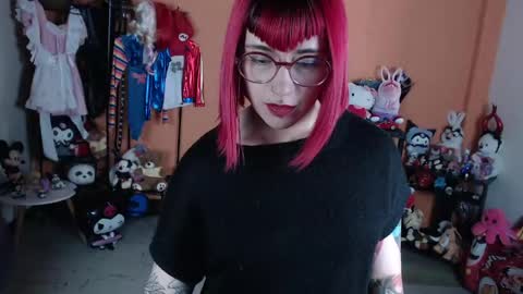 Miss Mia online show from 04-18-26, 07:07