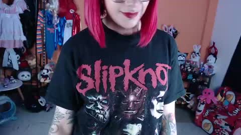 Snapshot of missmia2 chatting on 04-23-26, 10:36 Miss Mia online show from 04-23-26, 10:36