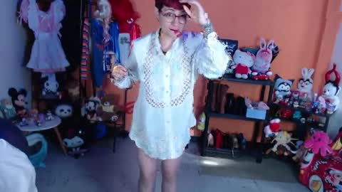 Snapshot of missmia2 chatting on 05-04-26, 02:24 Miss Mia online show from 05-04-26, 02:24
