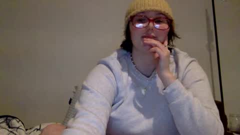 missmistressmal online show from 12-13-25, 10:04