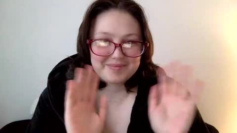 Snapshot of missmistressmal chatting on 05-03-26, 02:01 missmistressmal online show from 05-03-26, 02:01