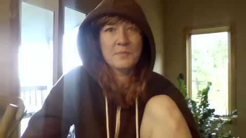 Snapshot of missmoonmagic13 chatting on 09-29-25, 11:53 Maxxx online show from 09-29-25, 11:53