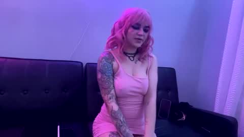 Snapshot of missodin chatting on 02-01-25, 08:08 SlaveMissOdin online show from 02-01-25, 08:08