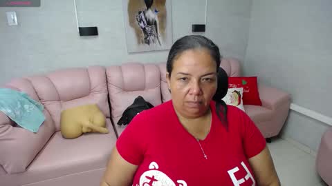 Penelope online show from 12-24-24, 12:11