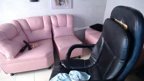 Penelope online show from 03-11-25, 03:02